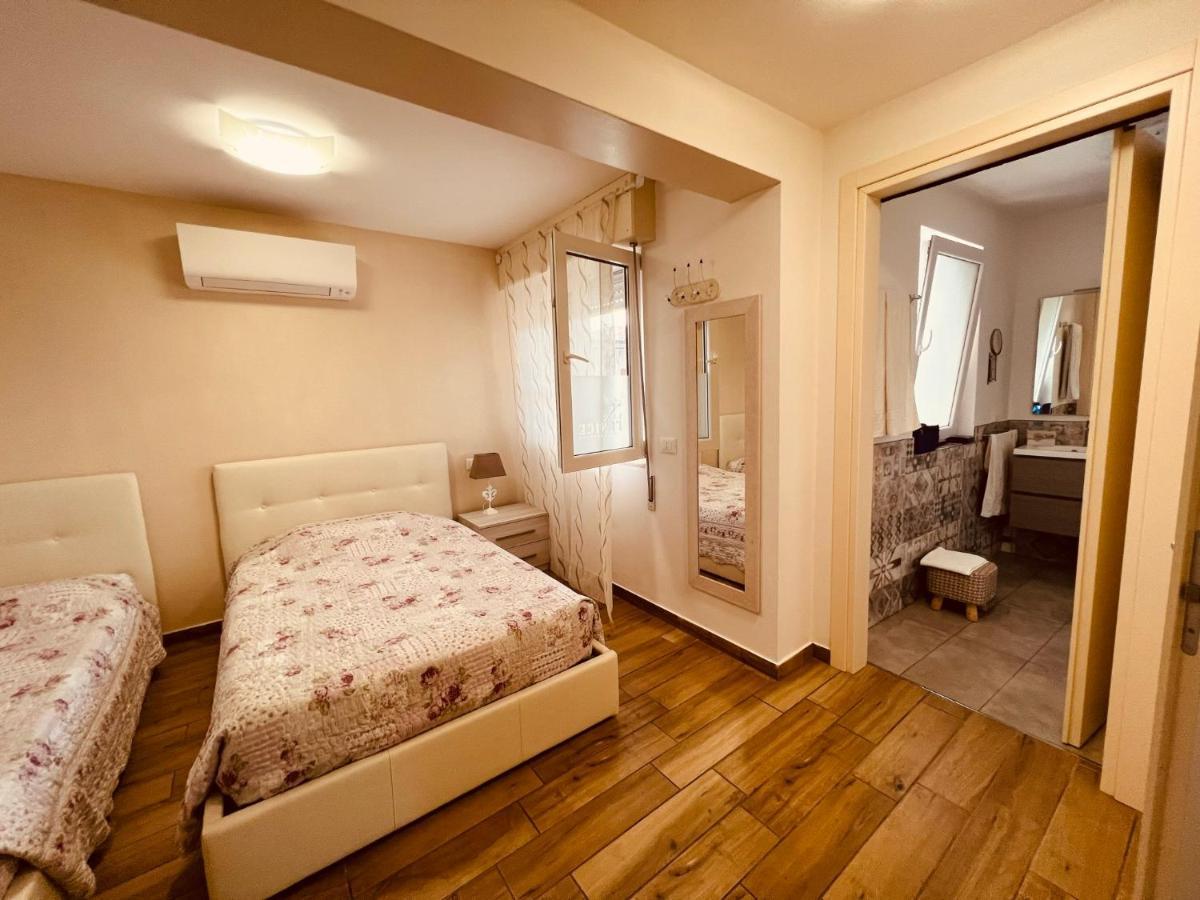 Affitta Camere La Fenice Di Folli Lorella Puegnago Exterior photo