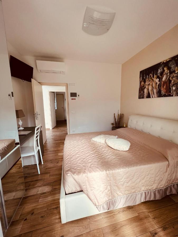 Affitta Camere La Fenice Di Folli Lorella Puegnago Exterior photo